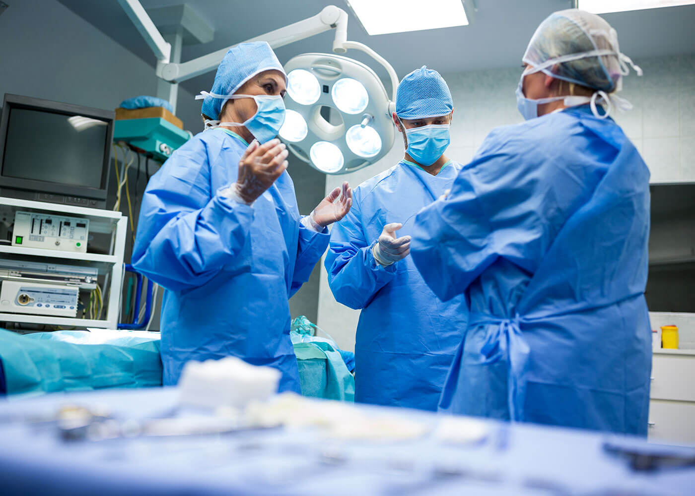  Signs to consult an oncologist immediately - weight loss, fatigue, lumps, pain, and more.